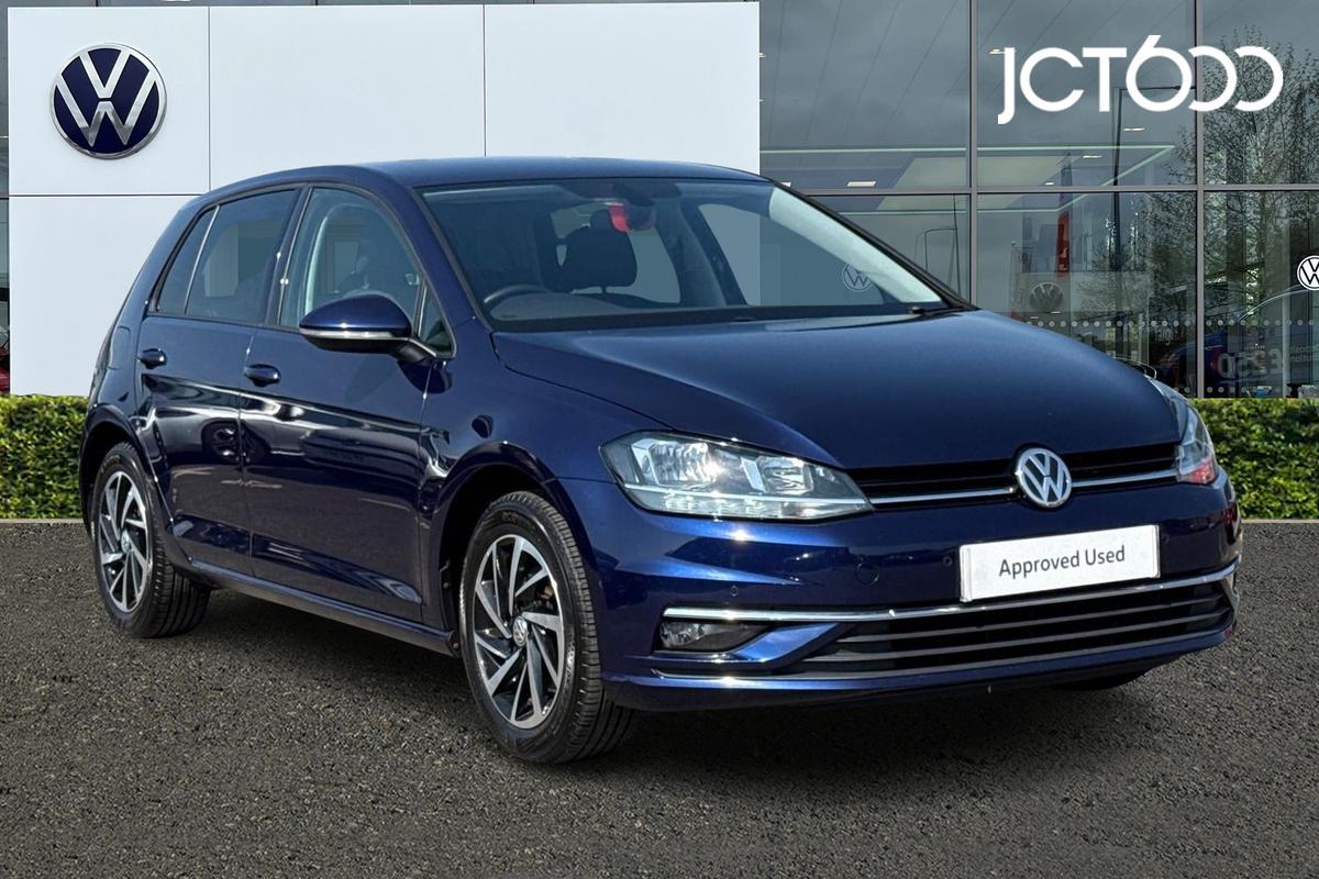 Main listing image - Volkswagen Golf