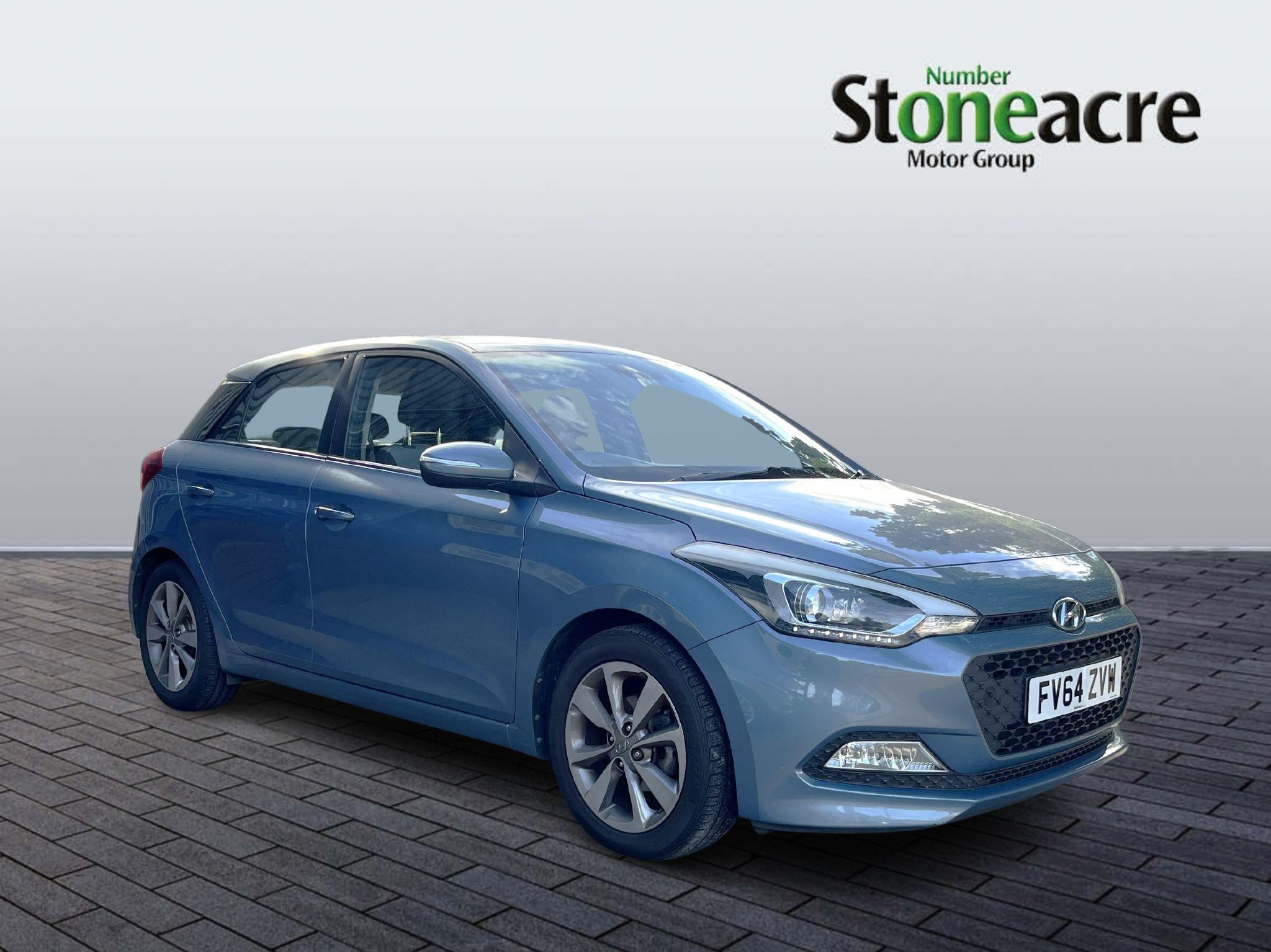 Main listing image - Hyundai i20