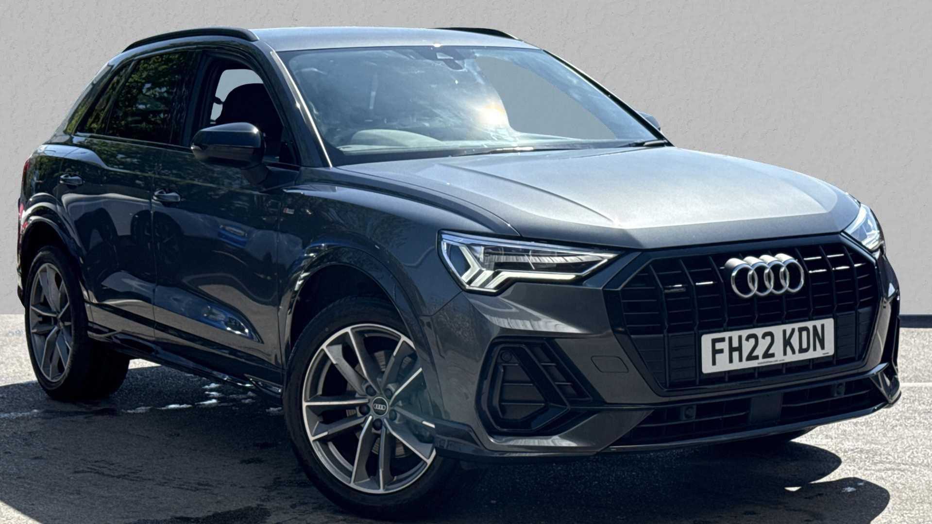 Main listing image - Audi Q3