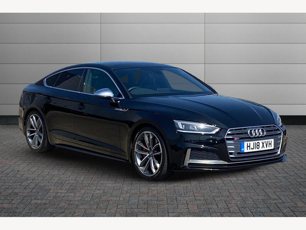 Main listing image - Audi S5