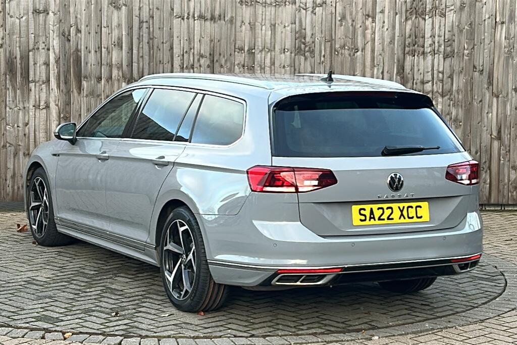 Main listing image - Volkswagen Passat Estate