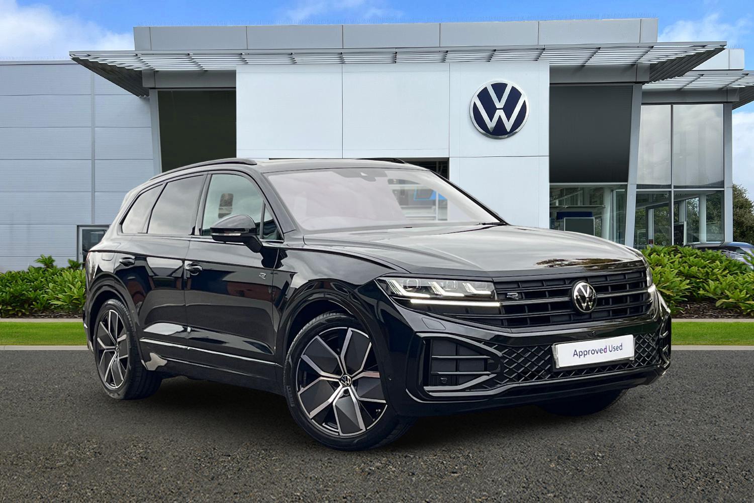 Main listing image - Volkswagen Touareg