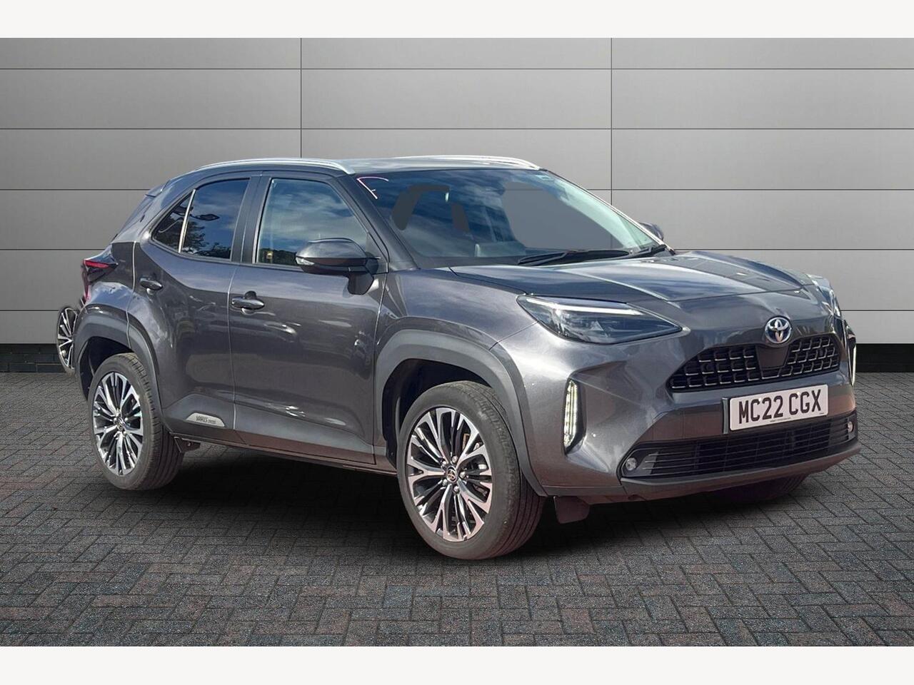 Main listing image - Toyota Yaris Cross