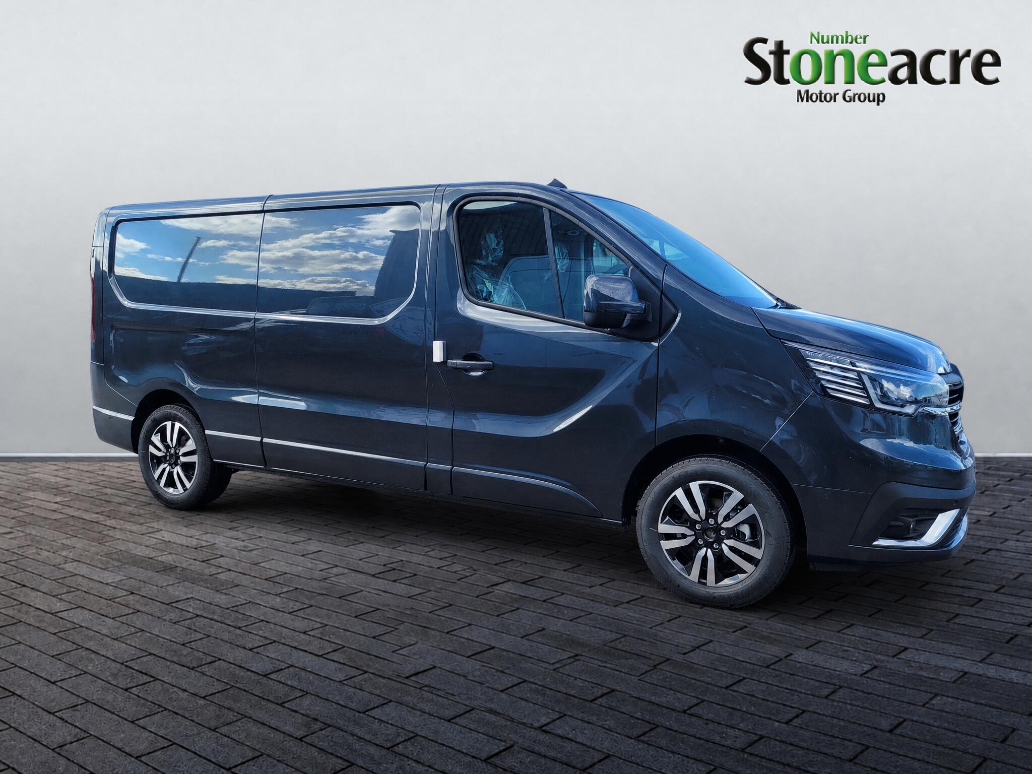 Main listing image - Renault Trafic