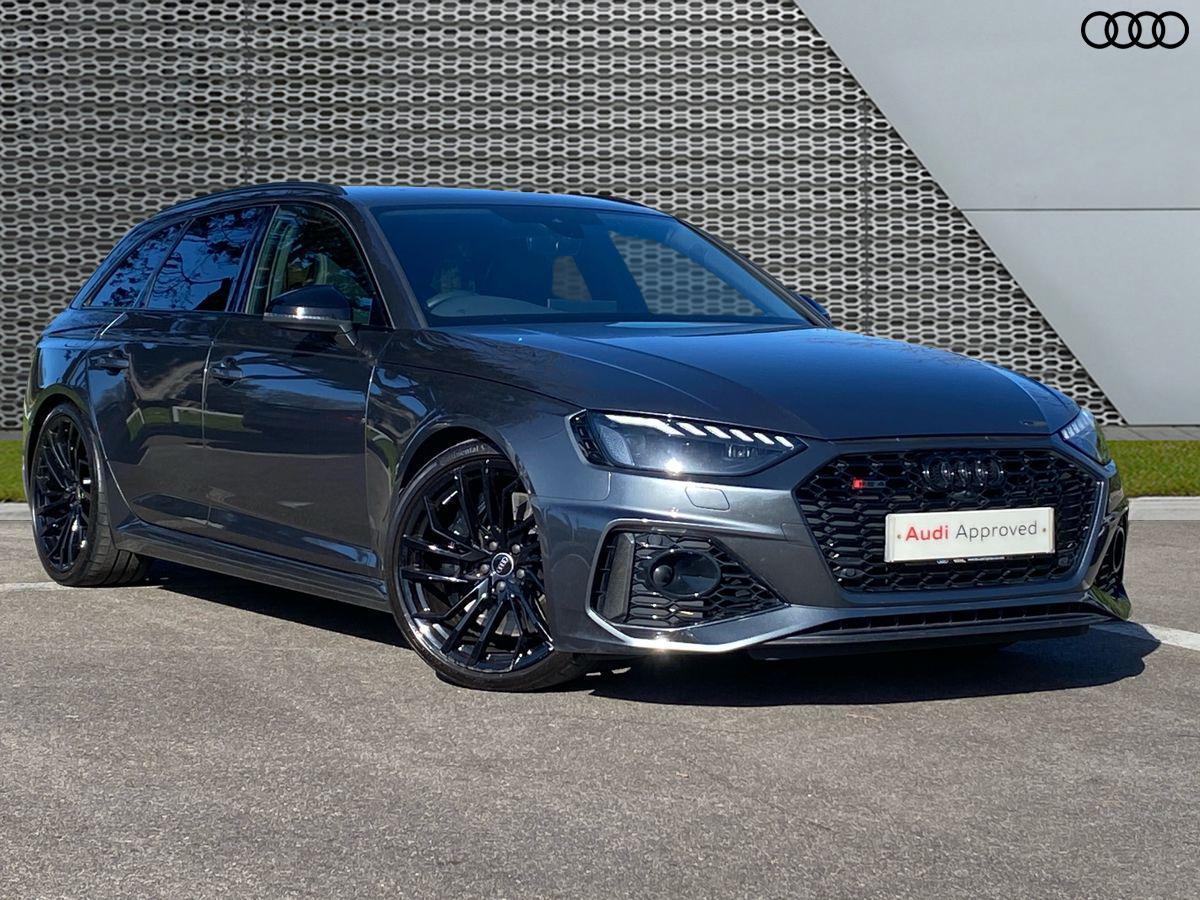 Main listing image - Audi RS4