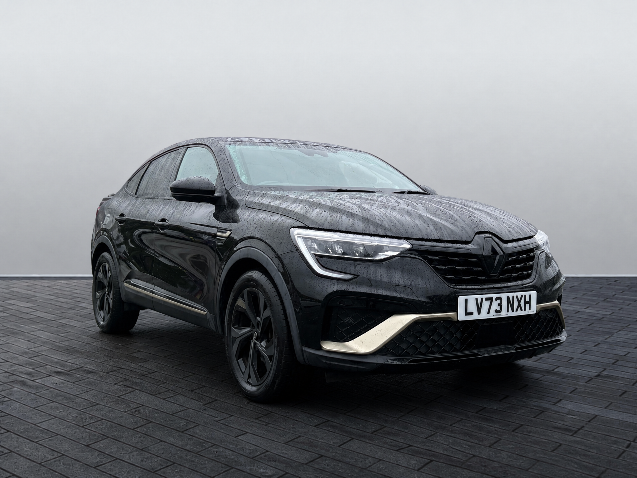 Main listing image - Renault Arkana