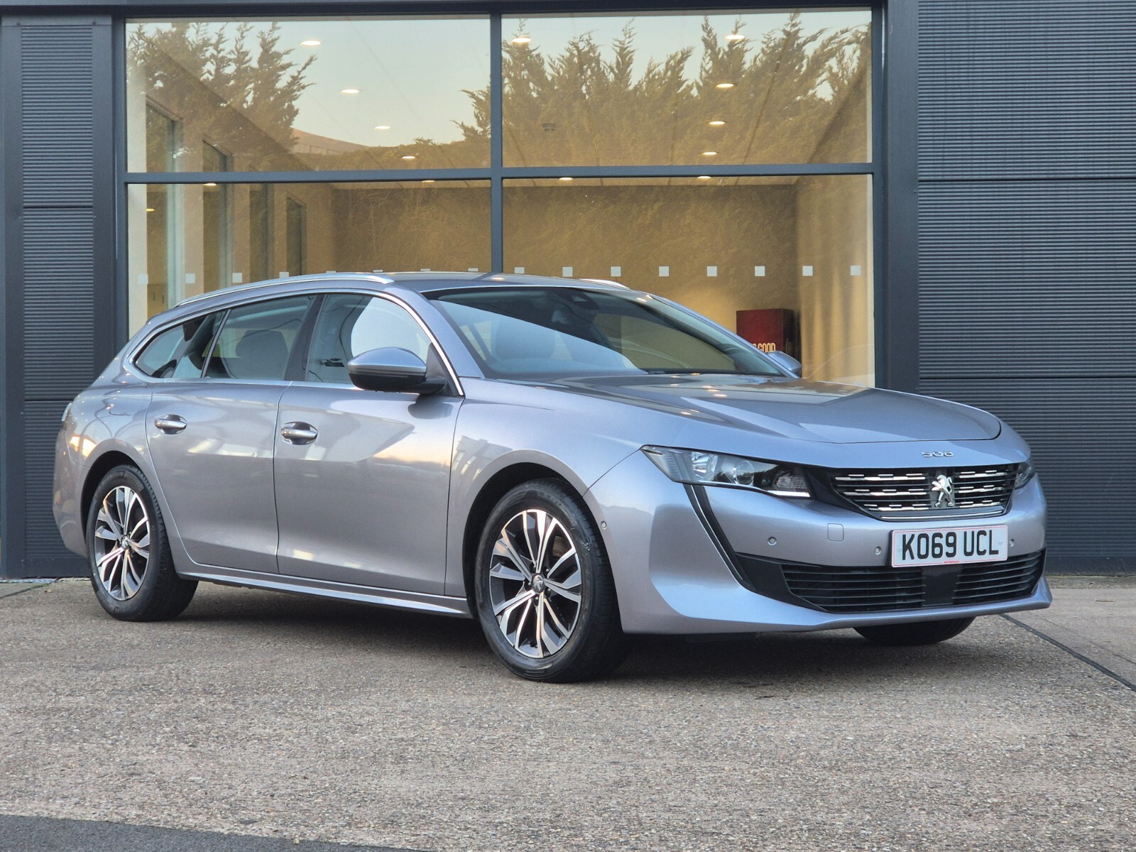 Main listing image - Peugeot 508 SW