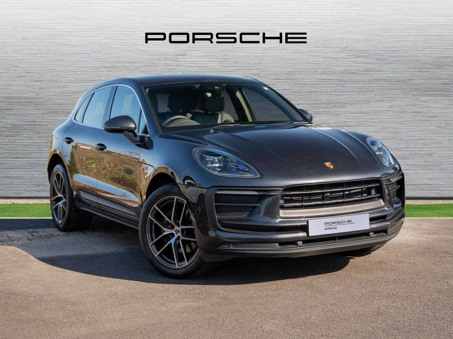 Main listing image - Porsche Macan
