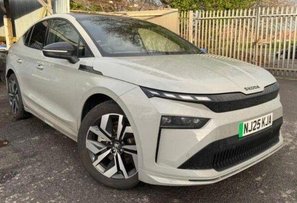 Main listing image - Skoda Enyaq