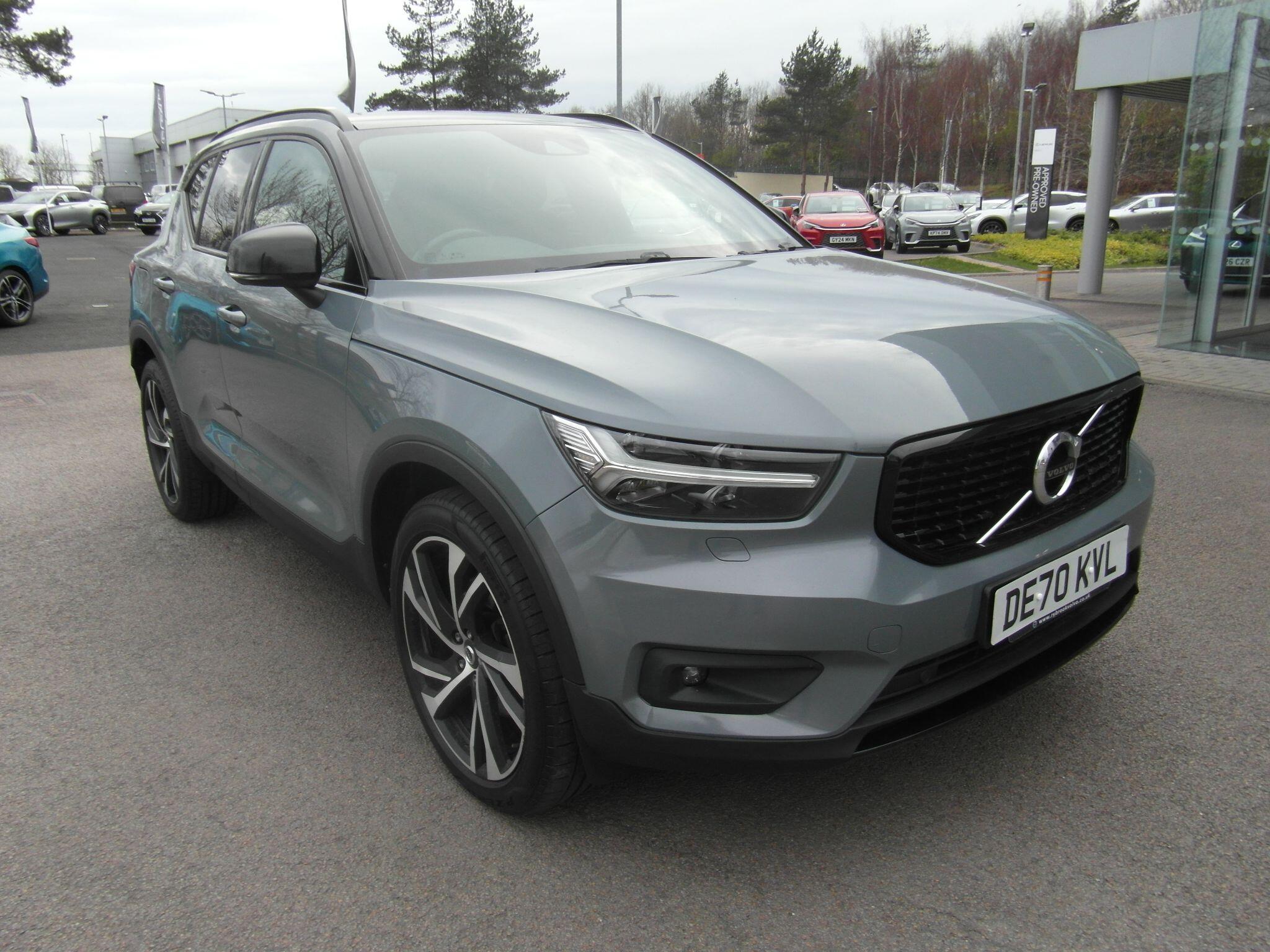 Main listing image - Volvo XC40
