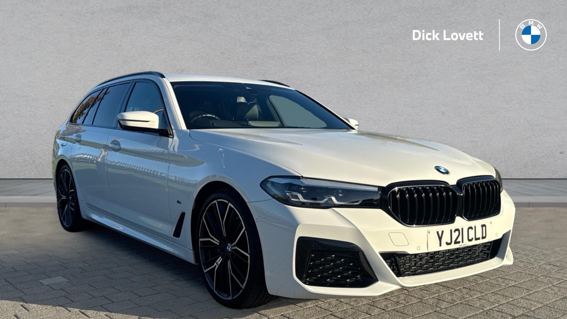 Main listing image - BMW 5 Series Touring