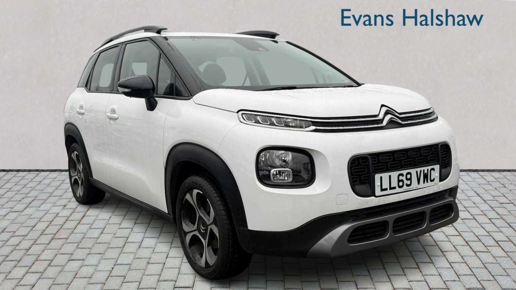 Main listing image - Citroen C3 Aircross