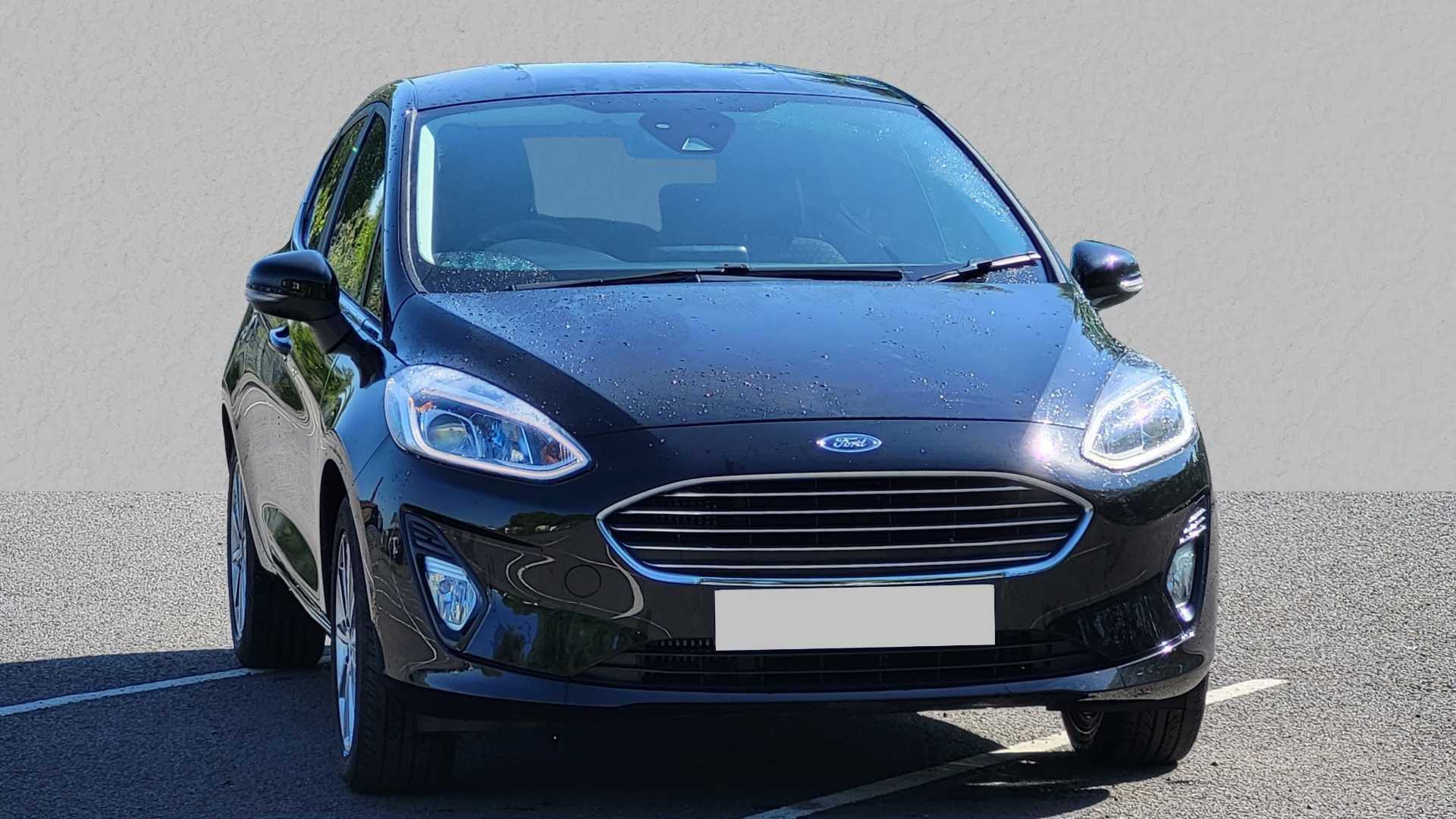 Main listing image - Ford Fiesta