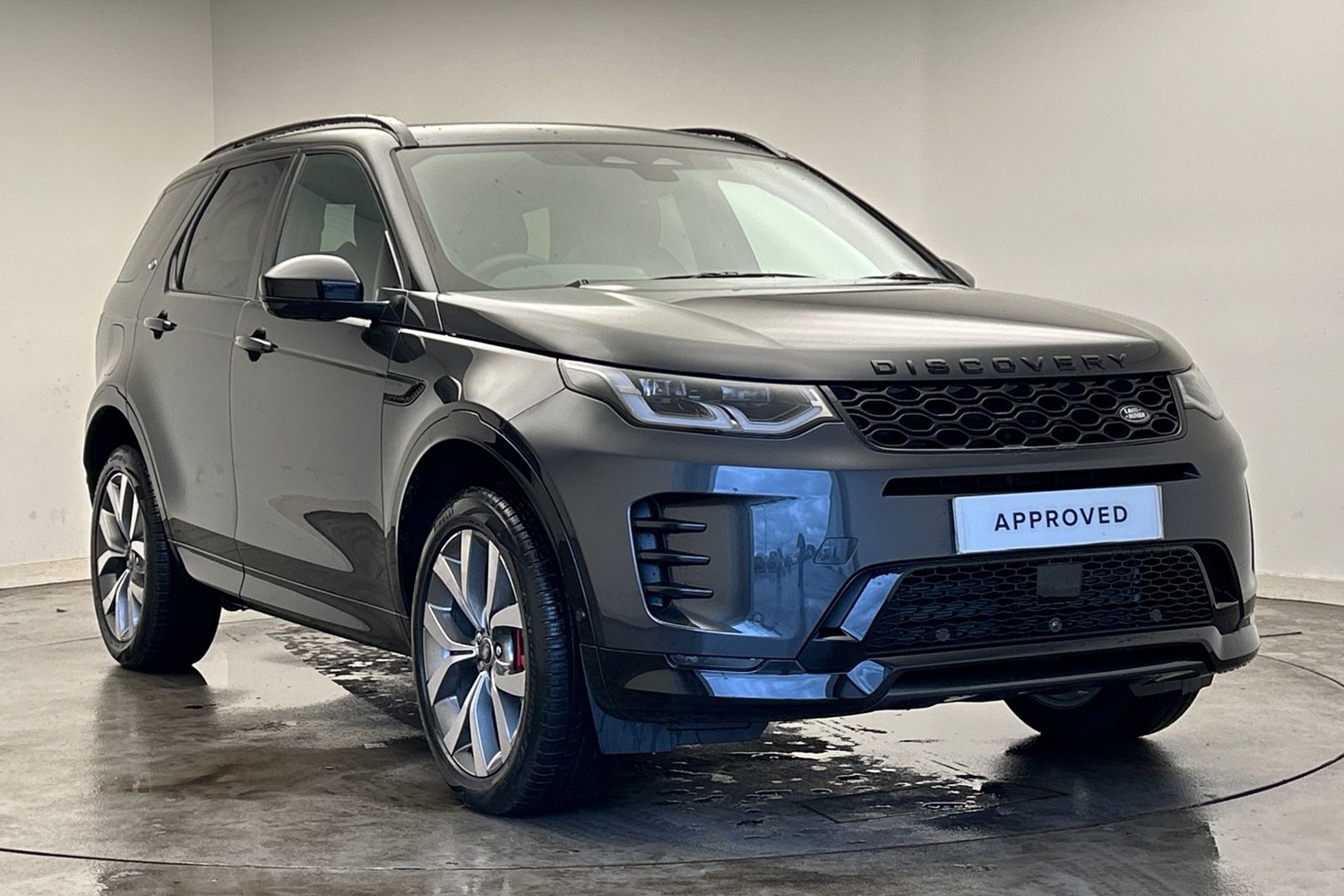 Main listing image - Land Rover Discovery Sport