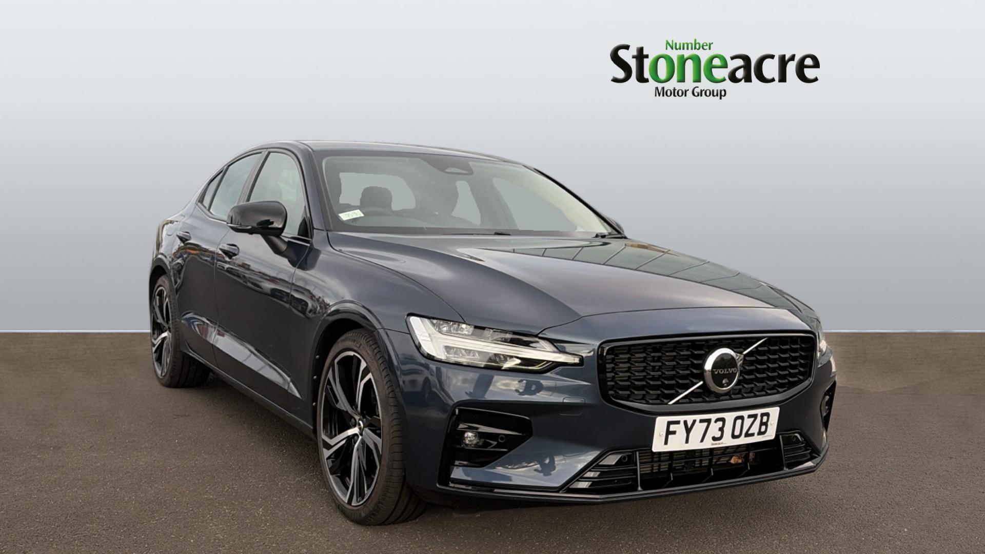 Main listing image - Volvo S60