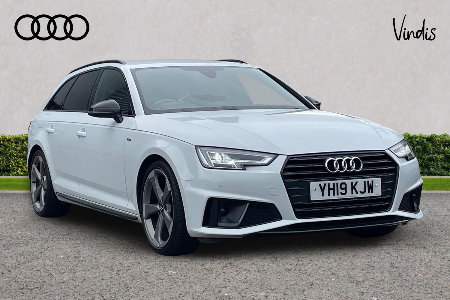 Main listing image - Audi A4
