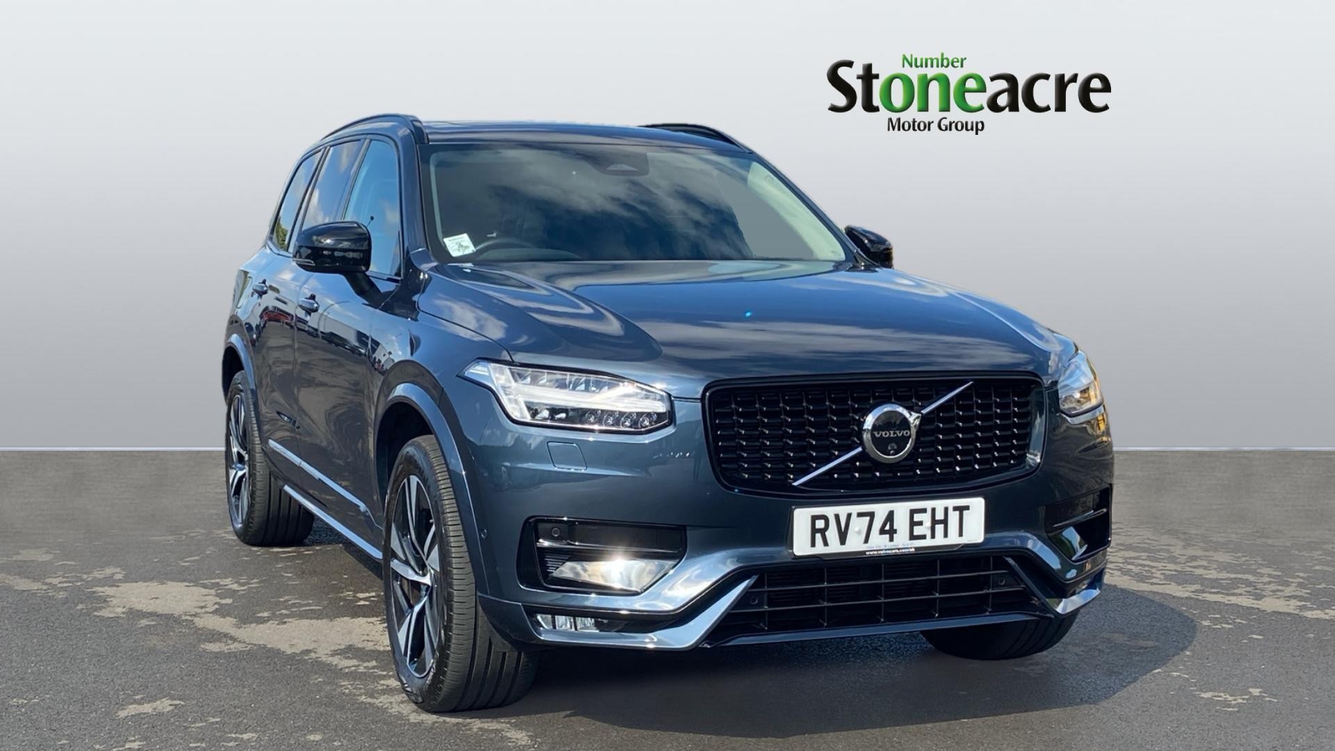 Main listing image - Volvo XC90