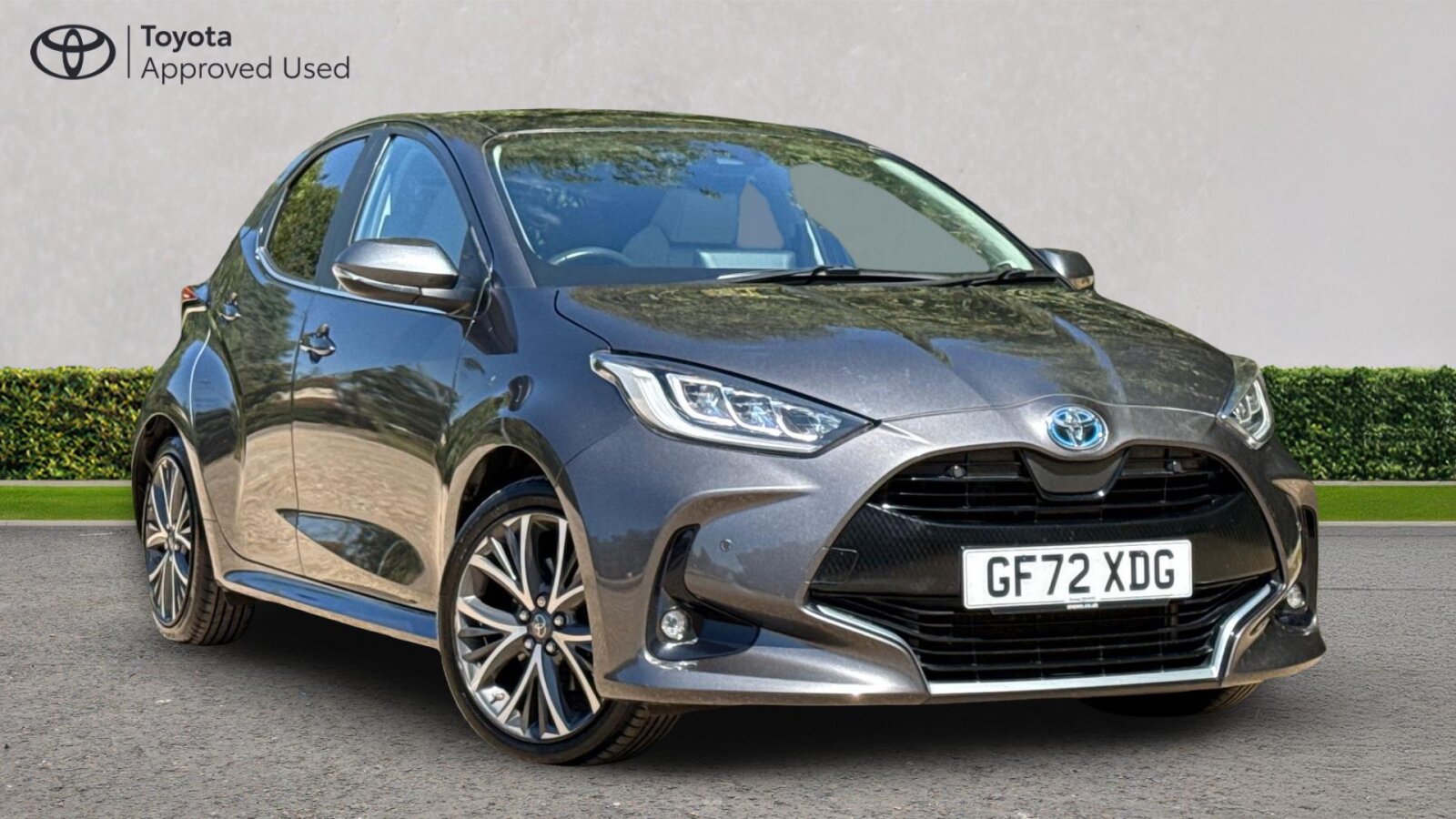 Main listing image - Toyota Yaris