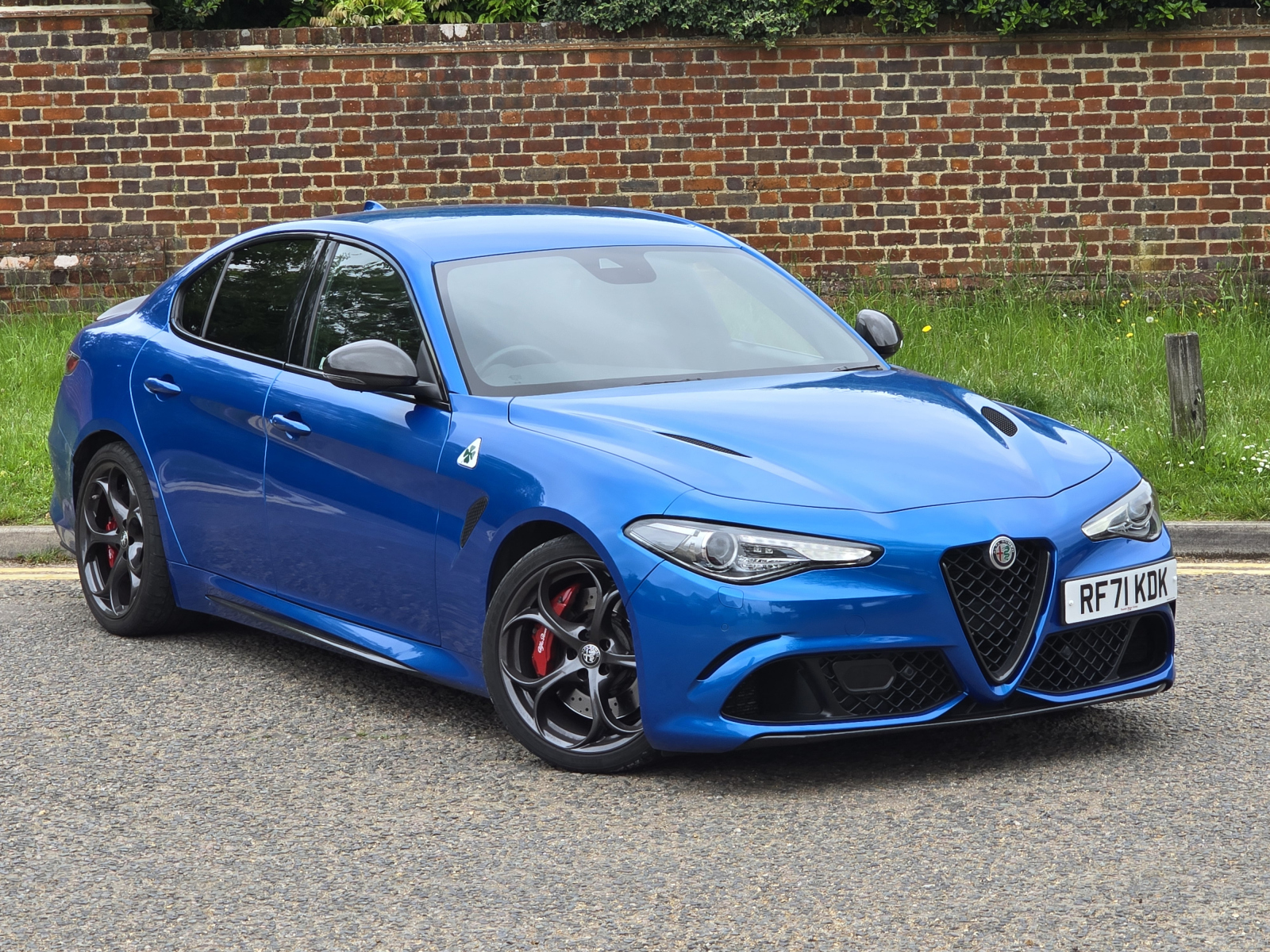 Main listing image - Alfa Romeo Giulia