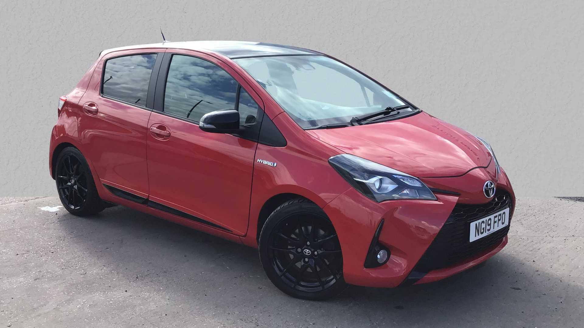 Main listing image - Toyota Yaris