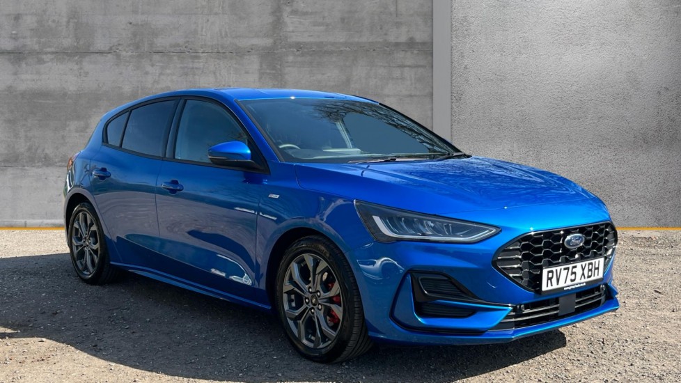 Main listing image - Ford Focus