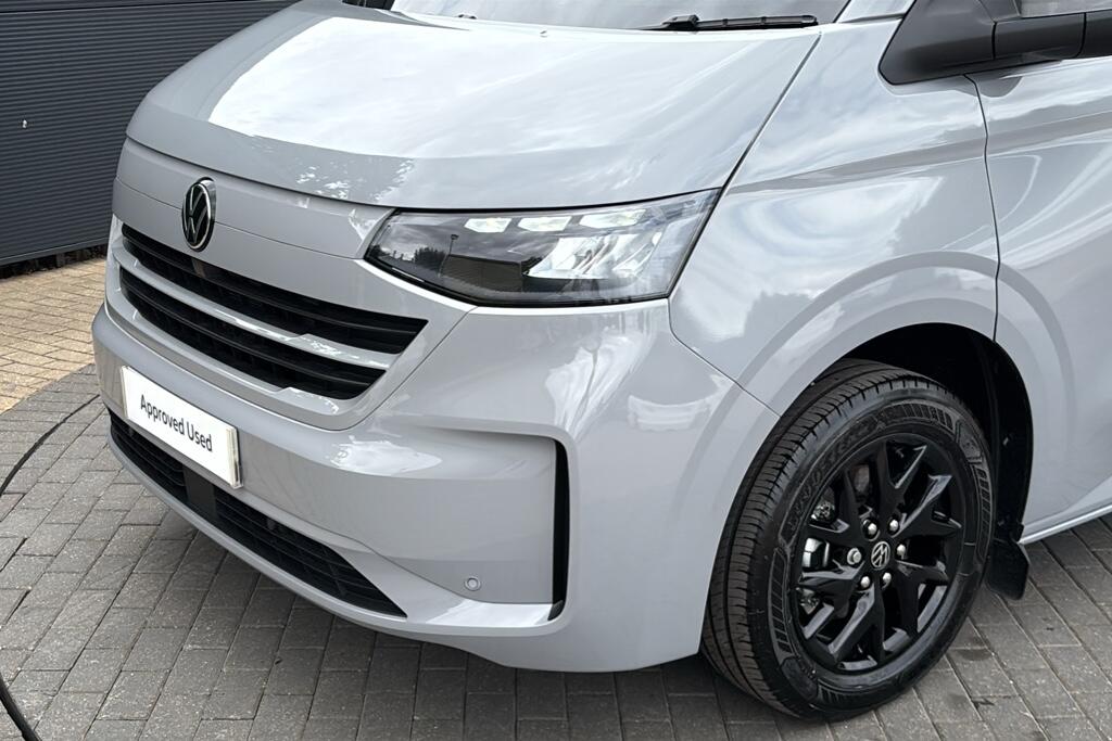 Main listing image - Volkswagen Transporter