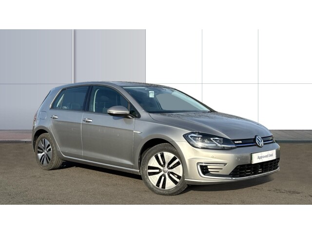 Main listing image - Volkswagen e-Golf