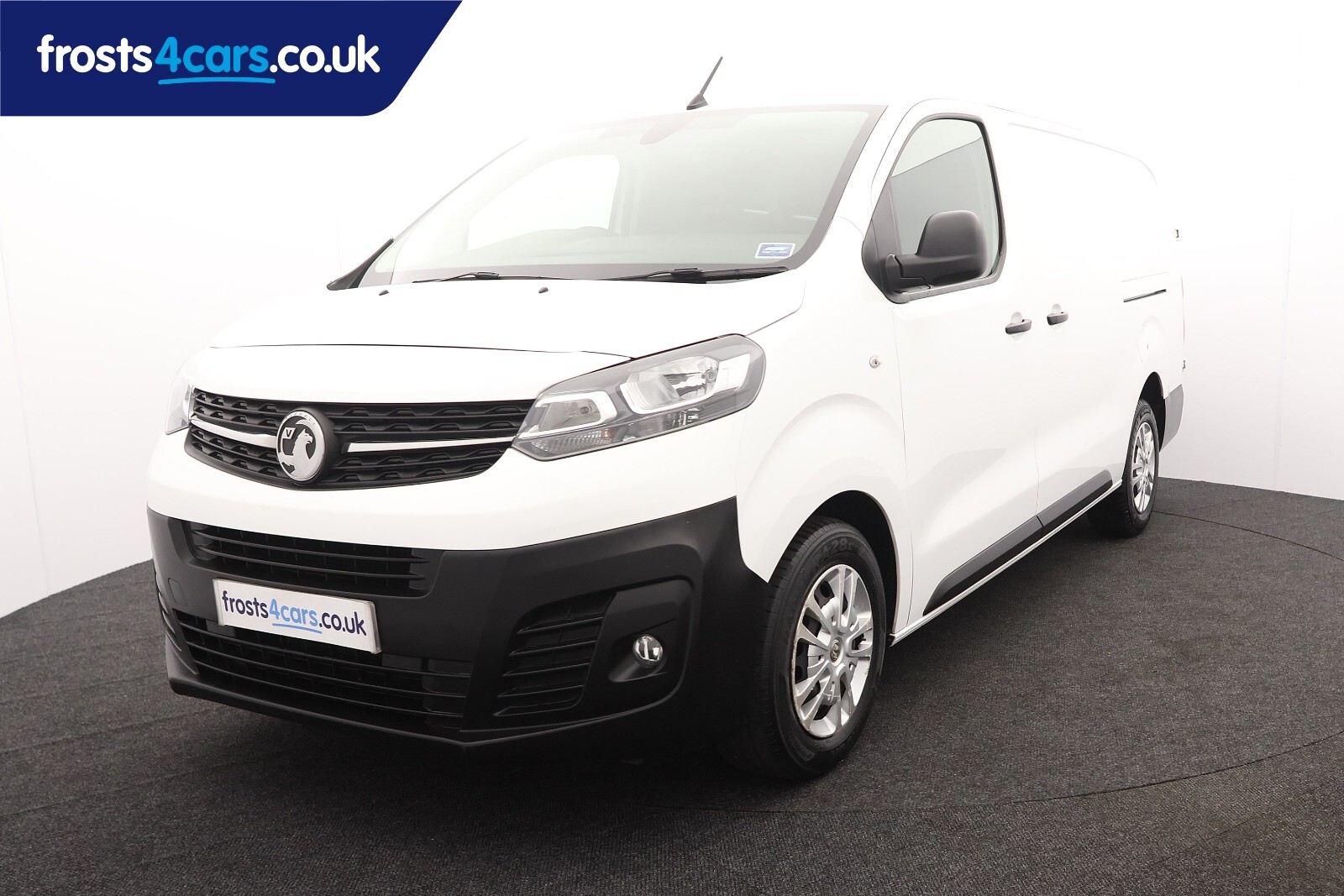 Main listing image - Vauxhall Vivaro