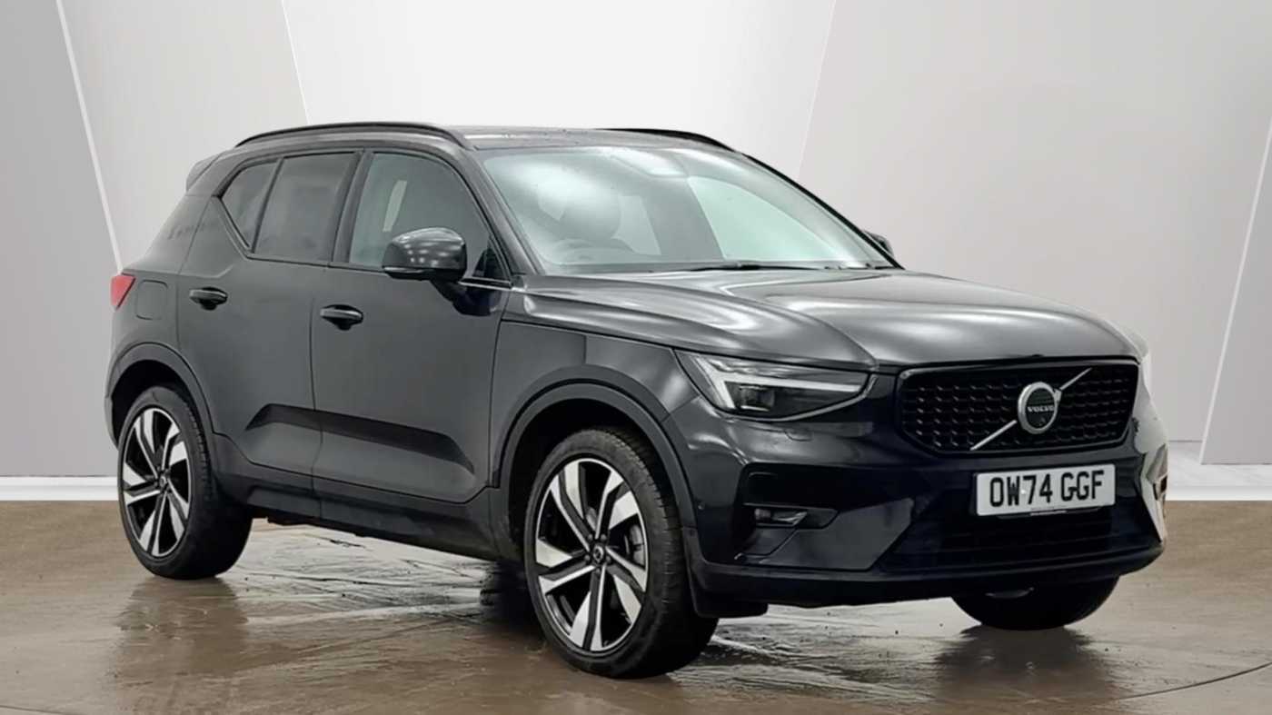 Main listing image - Volvo XC40