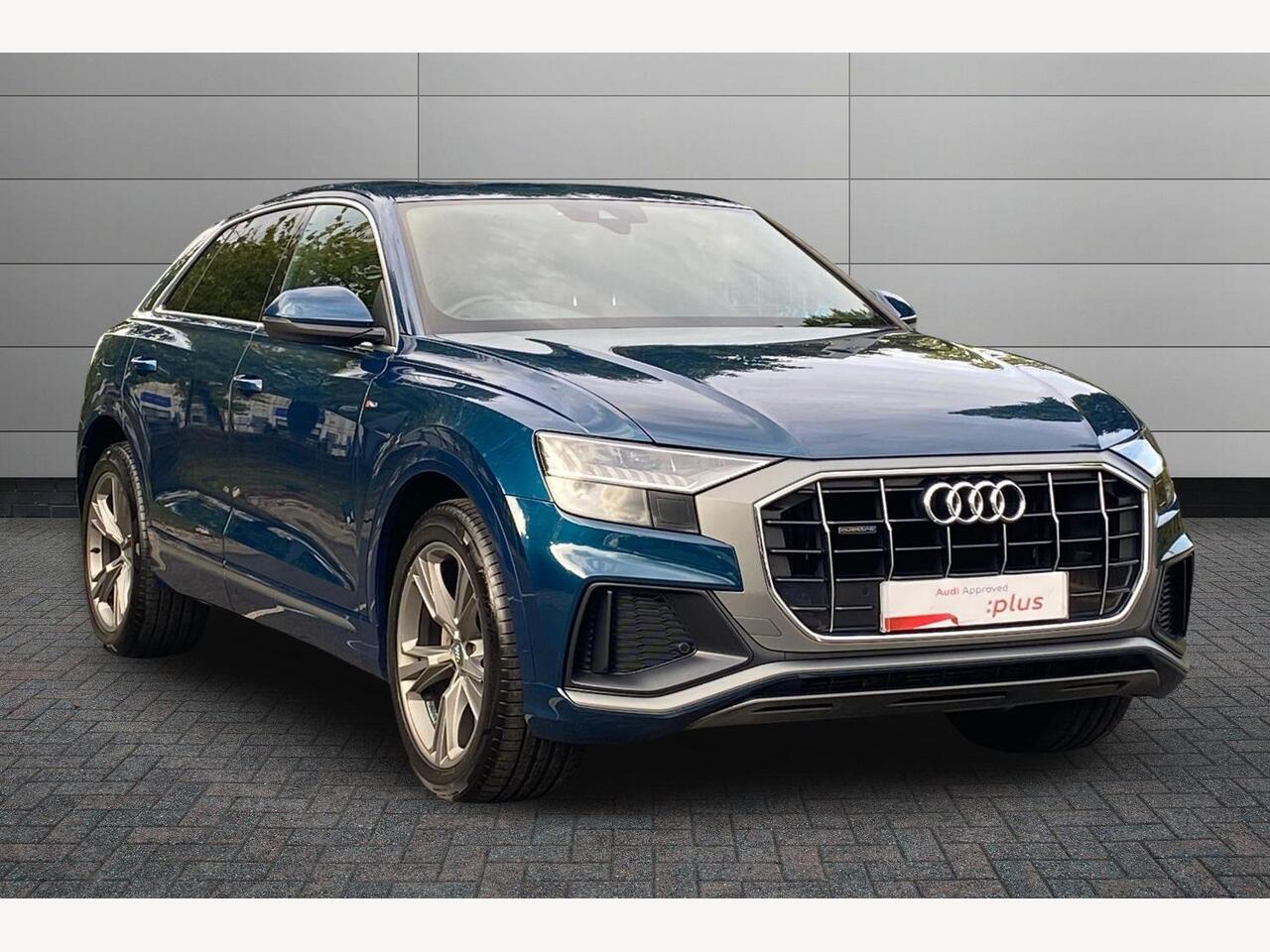 Main listing image - Audi Q8