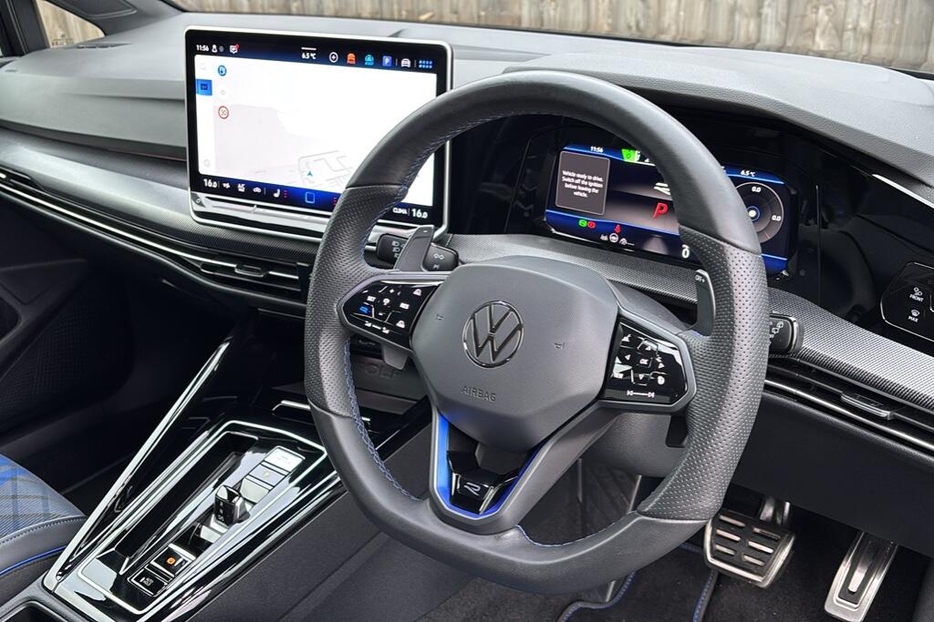 Main listing image - Volkswagen Golf R