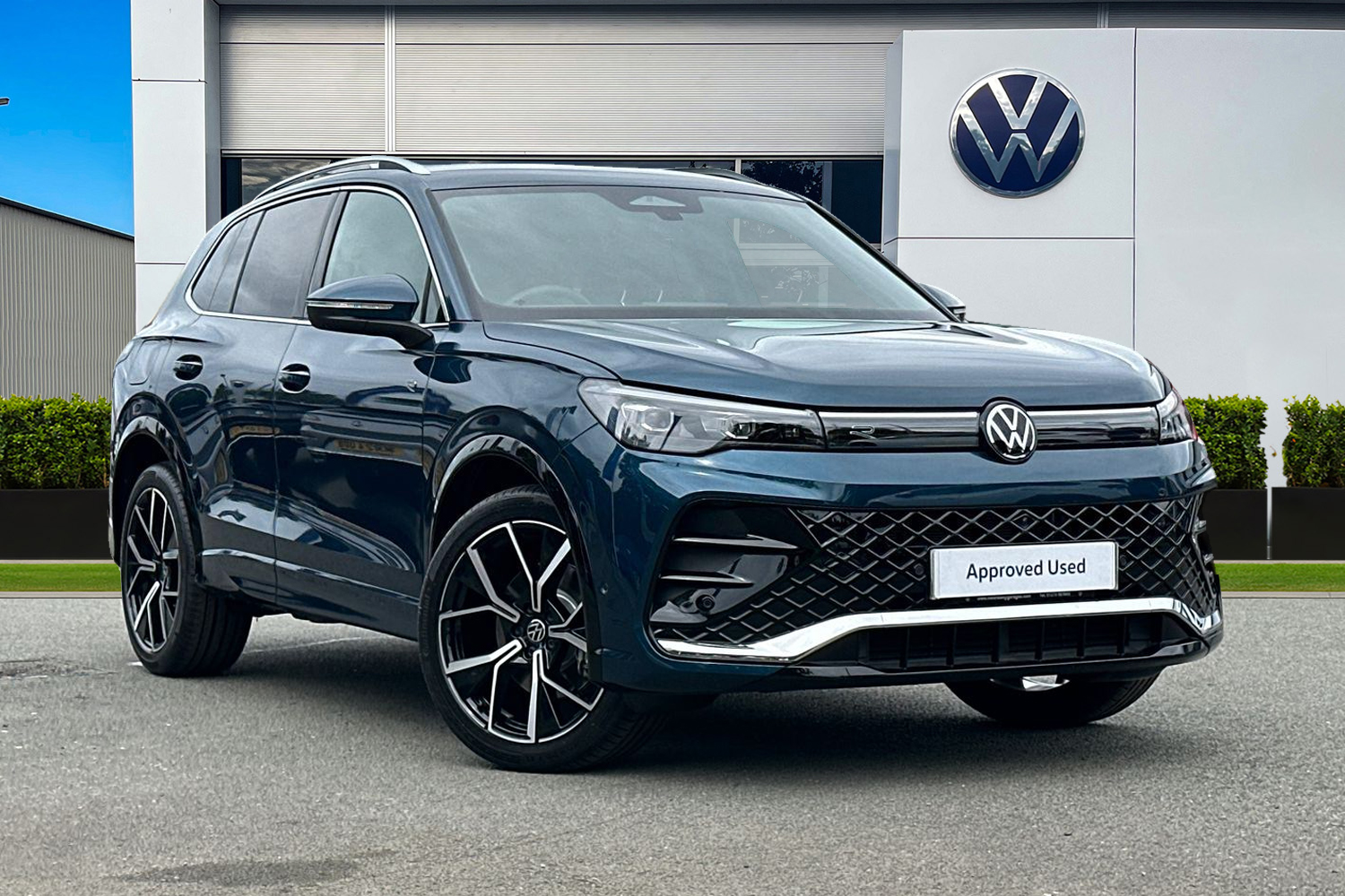 Main listing image - Volkswagen Tiguan