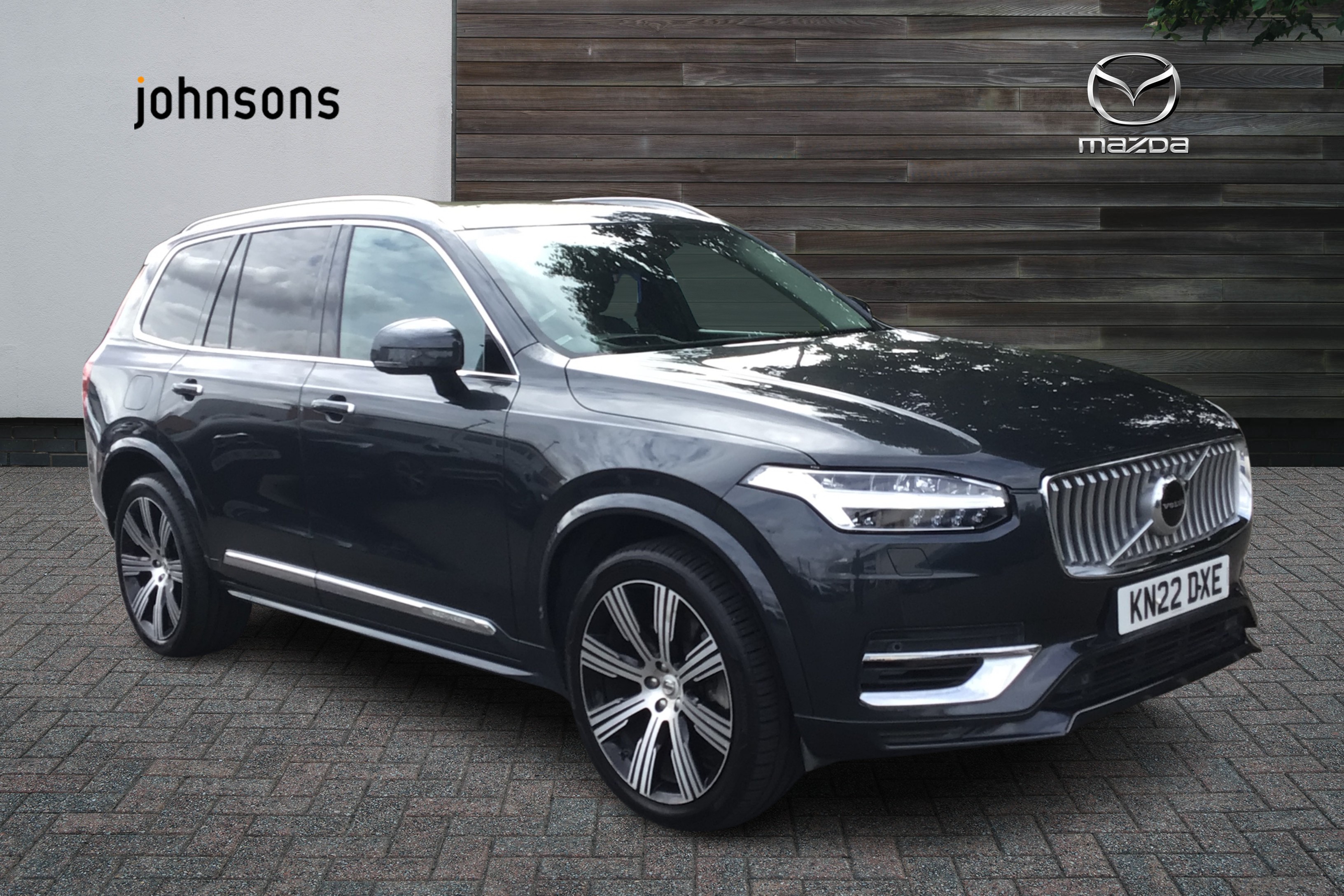 Main listing image - Volvo XC90