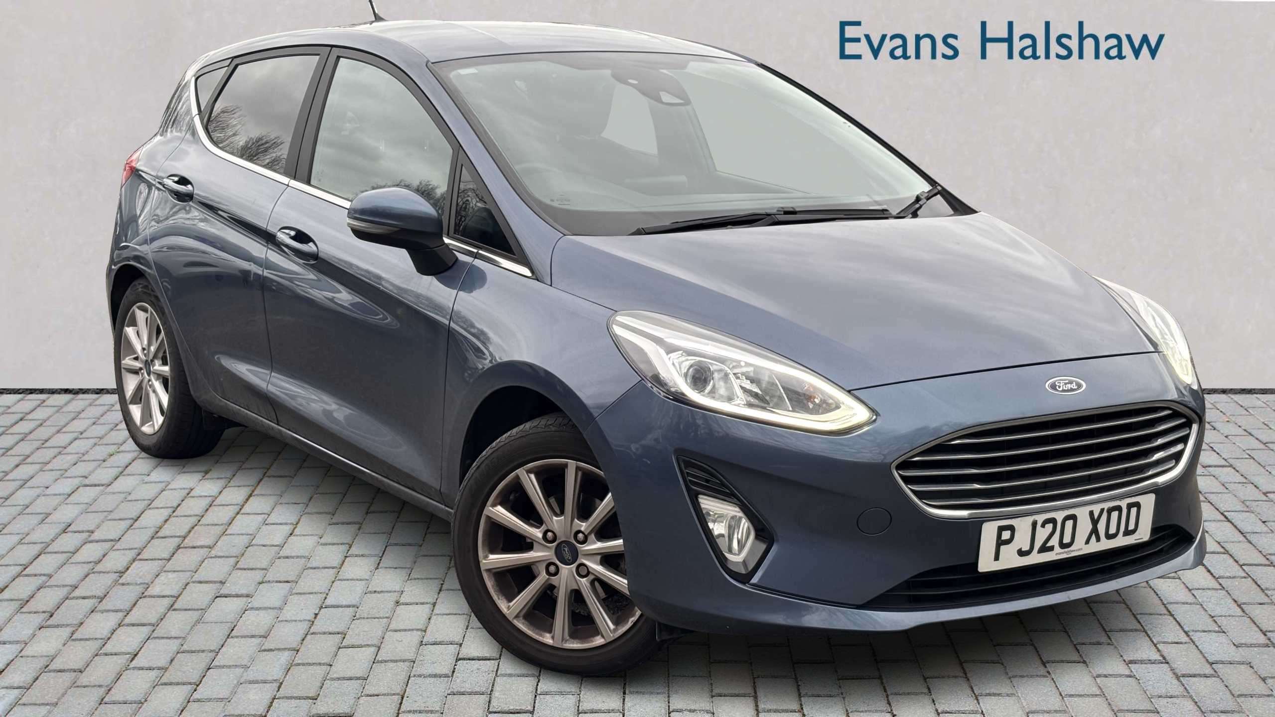 Main listing image - Ford Fiesta