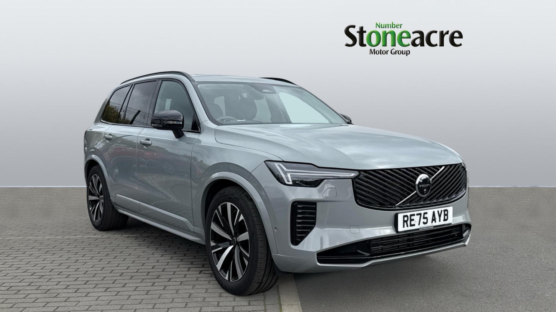 Main listing image - Volvo XC90