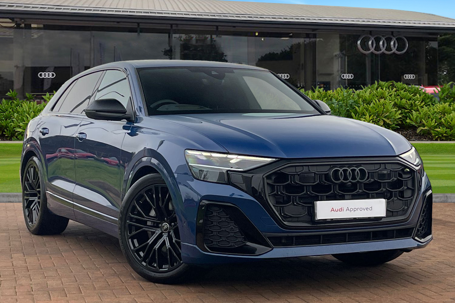 Main listing image - Audi Q8