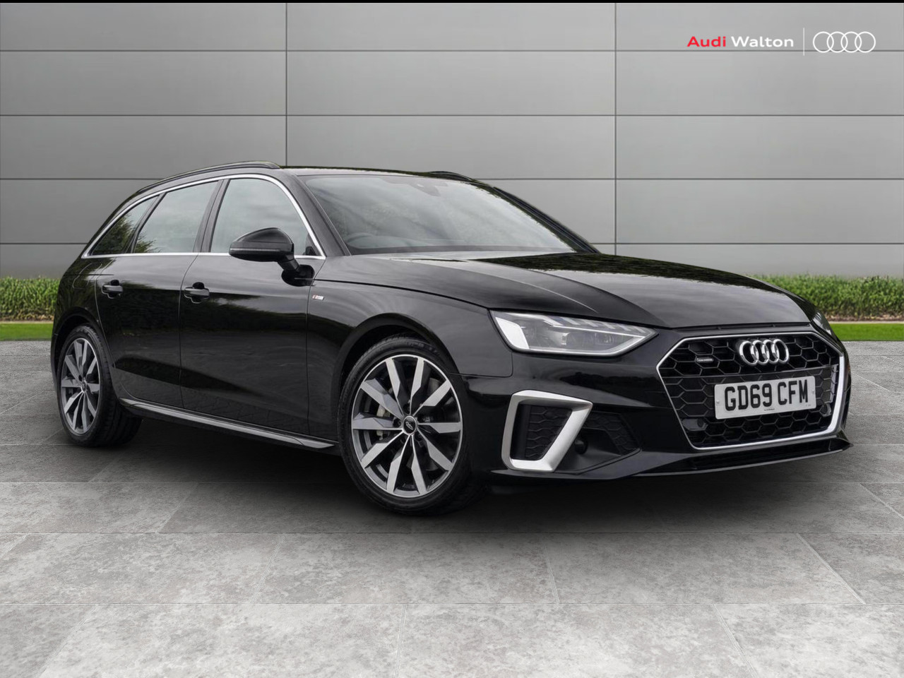 Main listing image - Audi A4