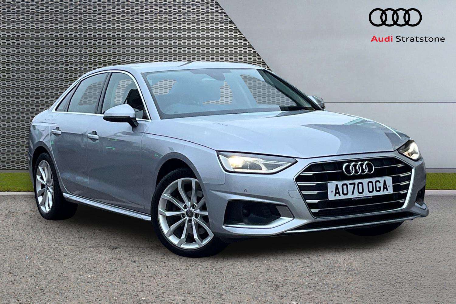Main listing image - Audi A4