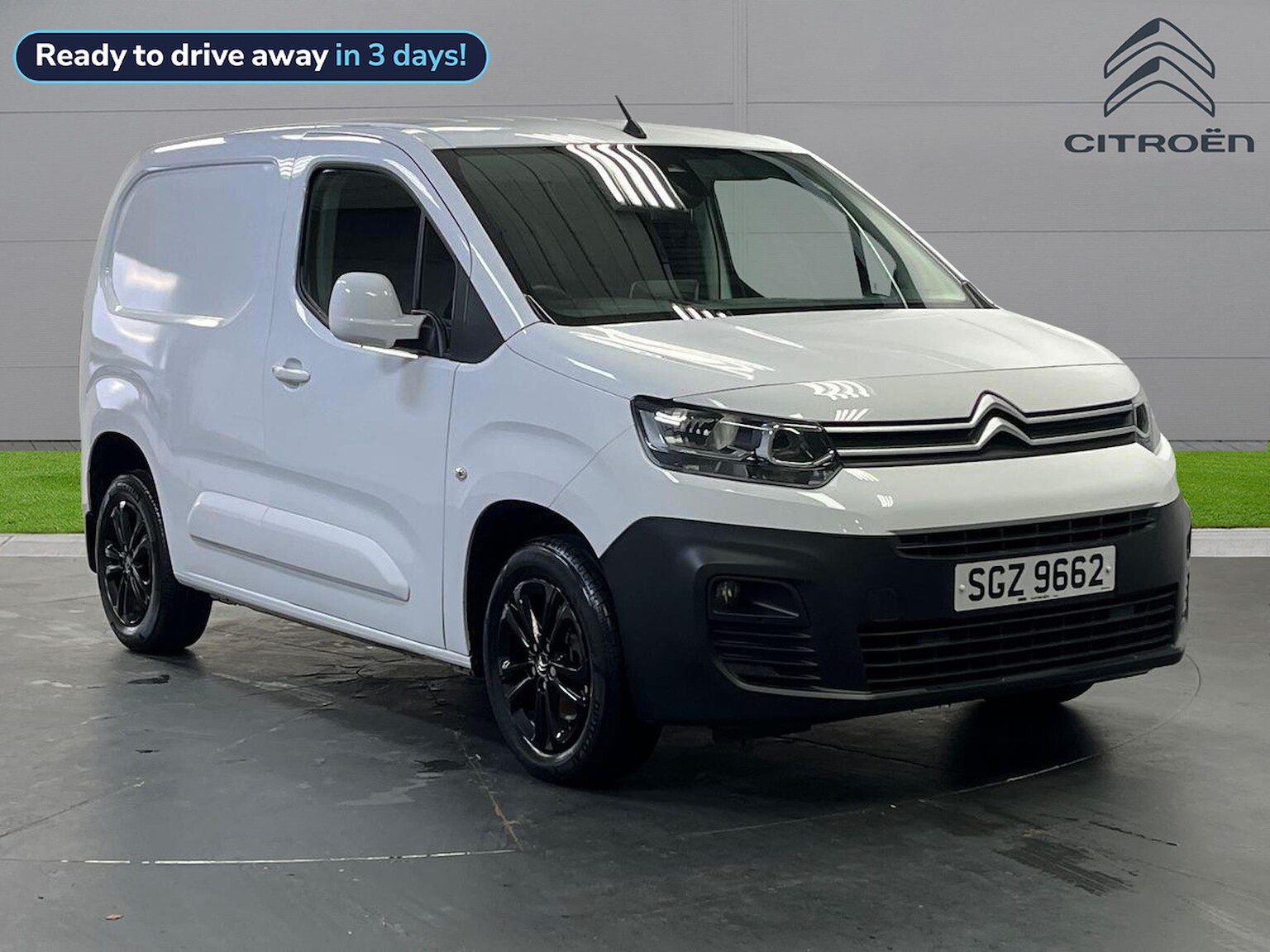 Main listing image - Citroen Berlingo Van