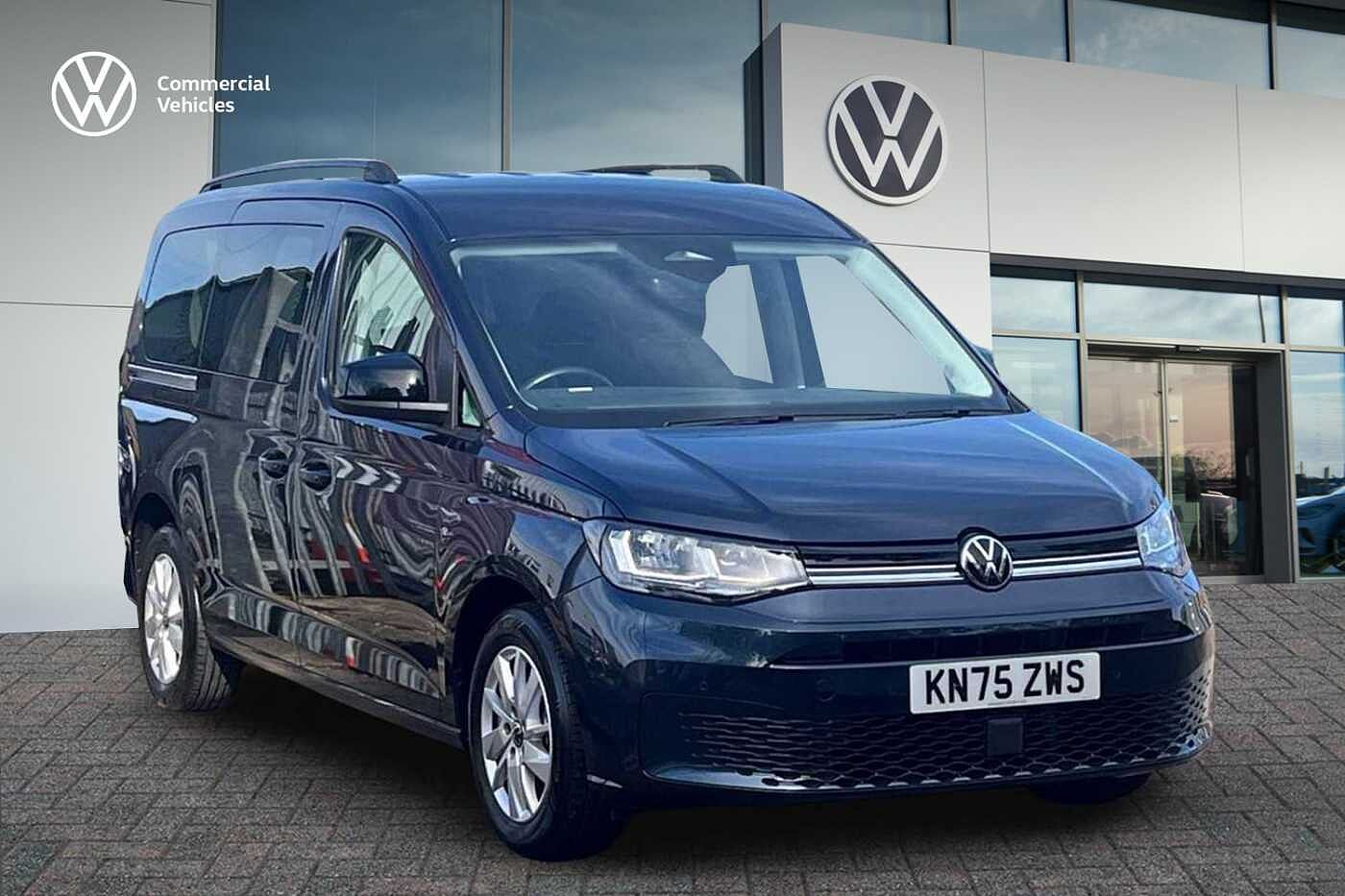Main listing image - Volkswagen Caddy Maxi