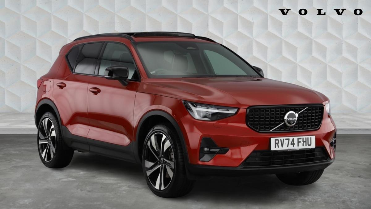 Main listing image - Volvo XC40