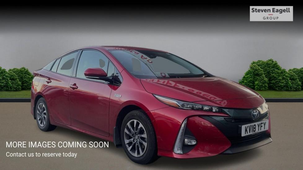 Main listing image - Toyota Prius Plug-In