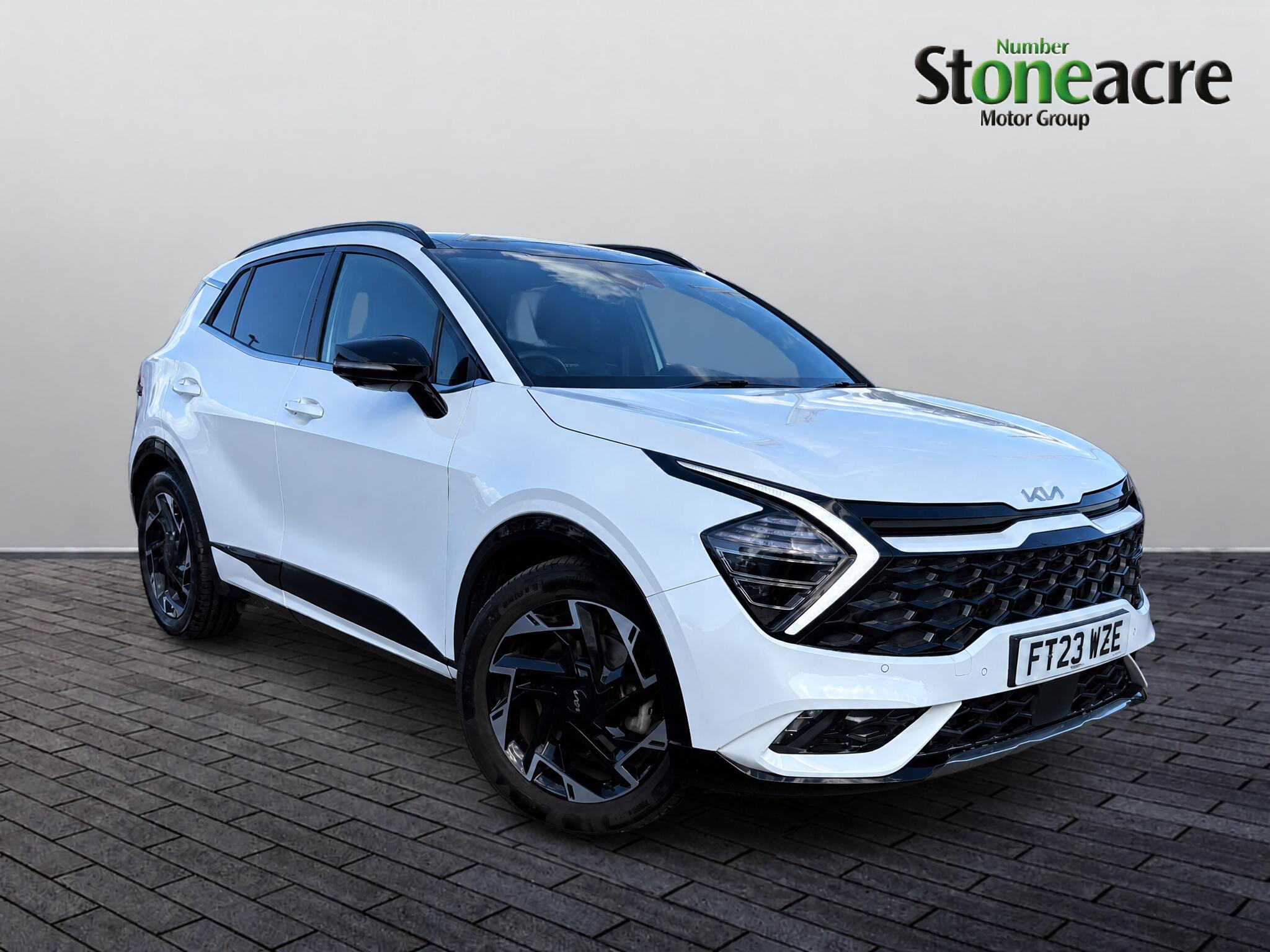 Main listing image - Kia Sportage