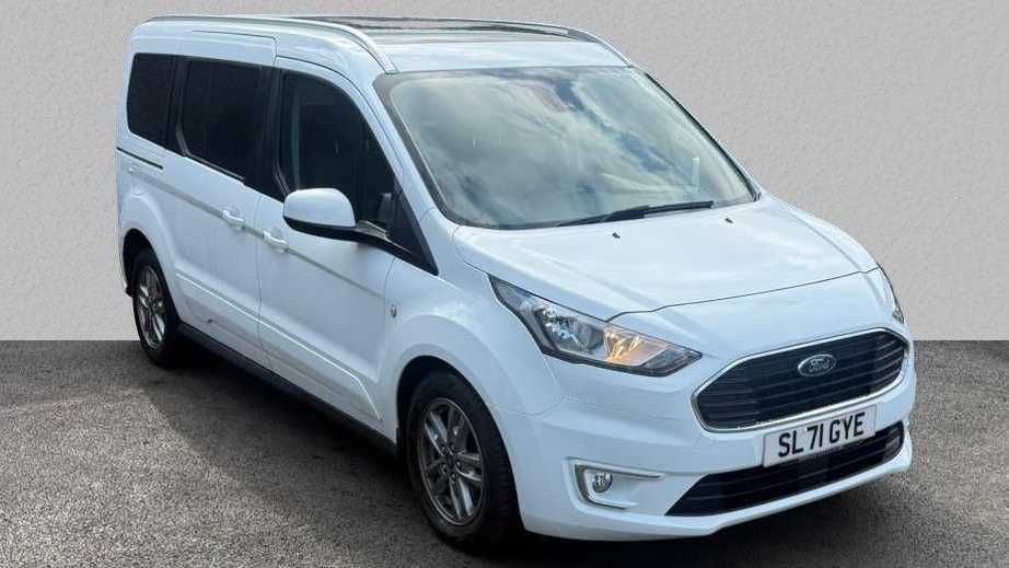Main listing image - Ford Grand Tourneo Connect