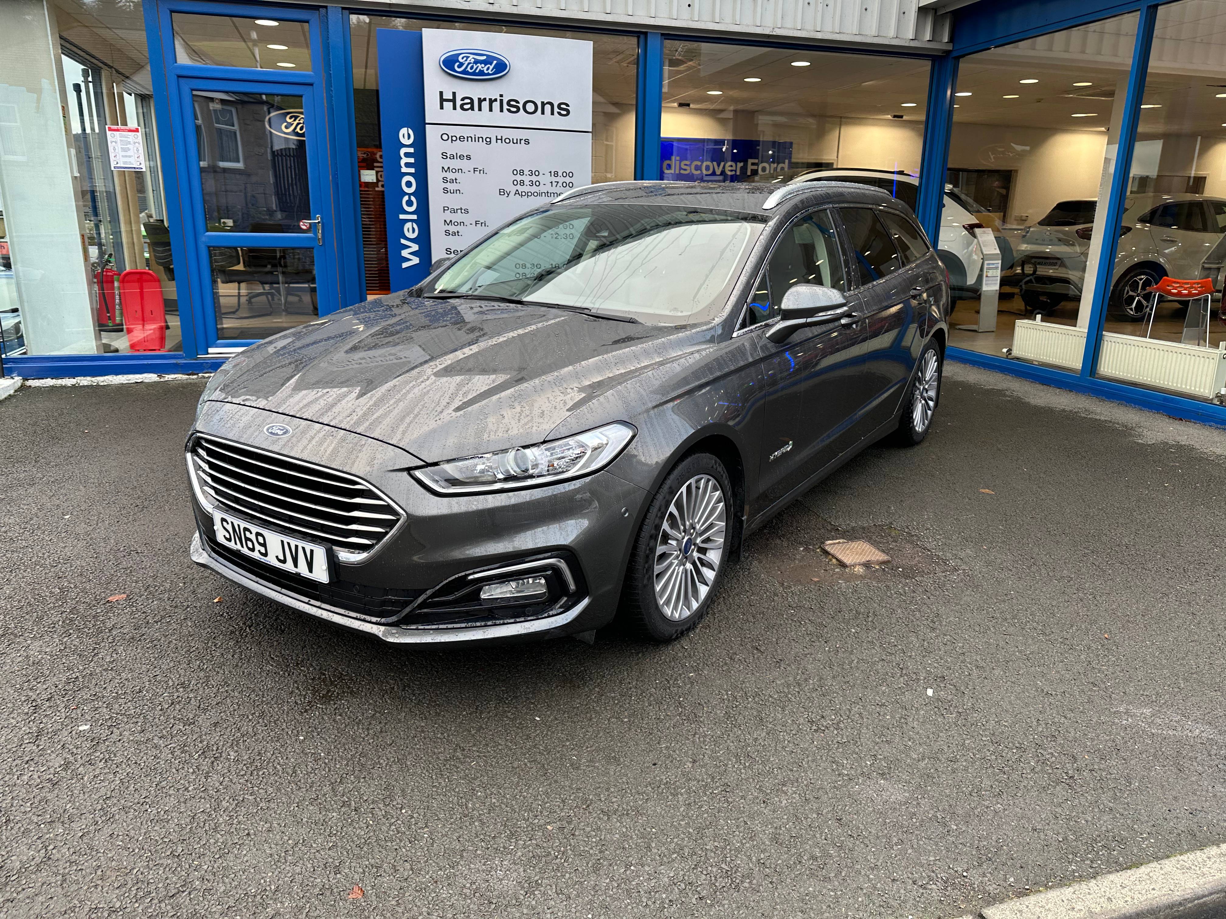 Main listing image - Ford Mondeo Estate