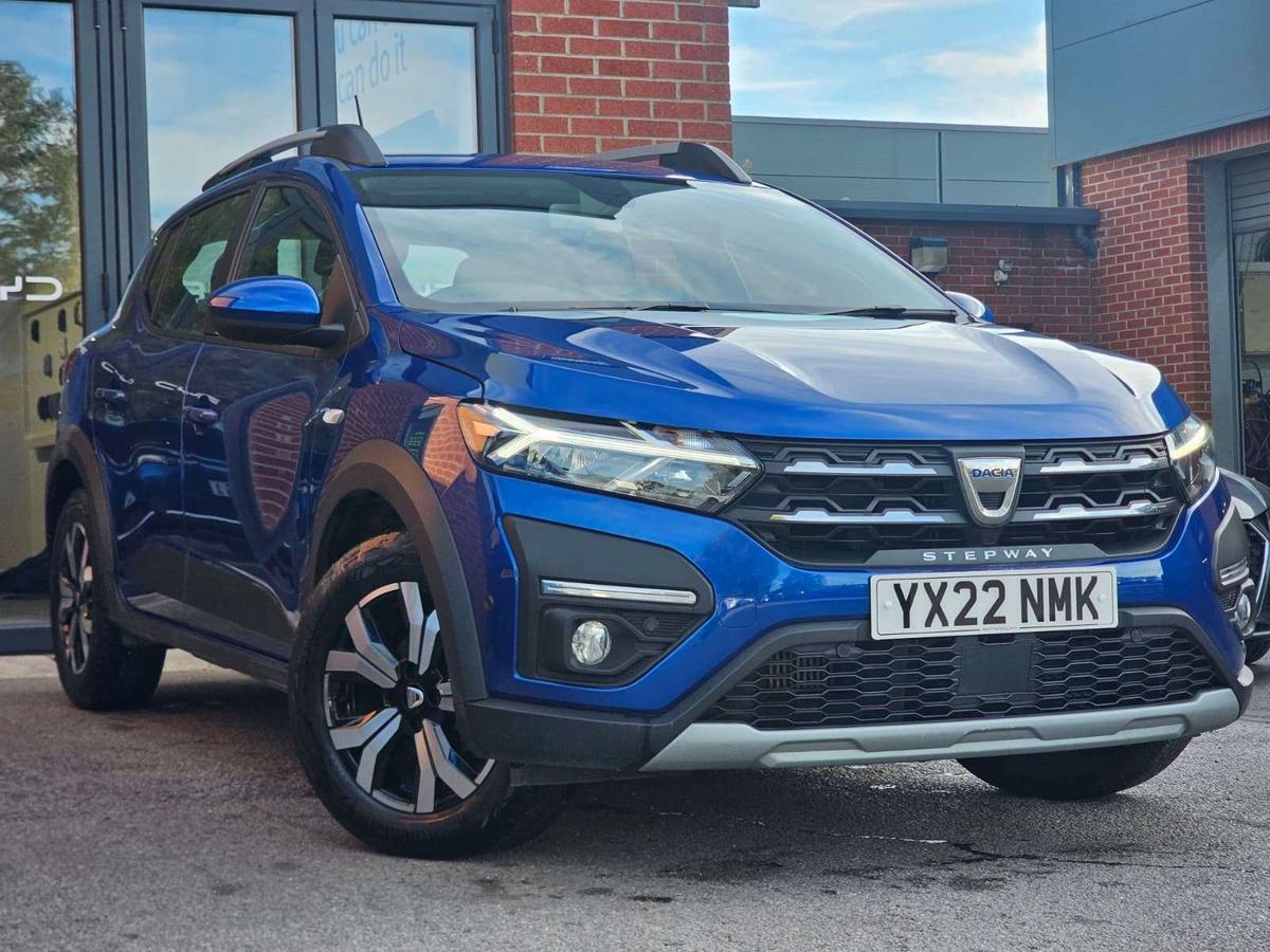 Main listing image - Dacia Sandero Stepway