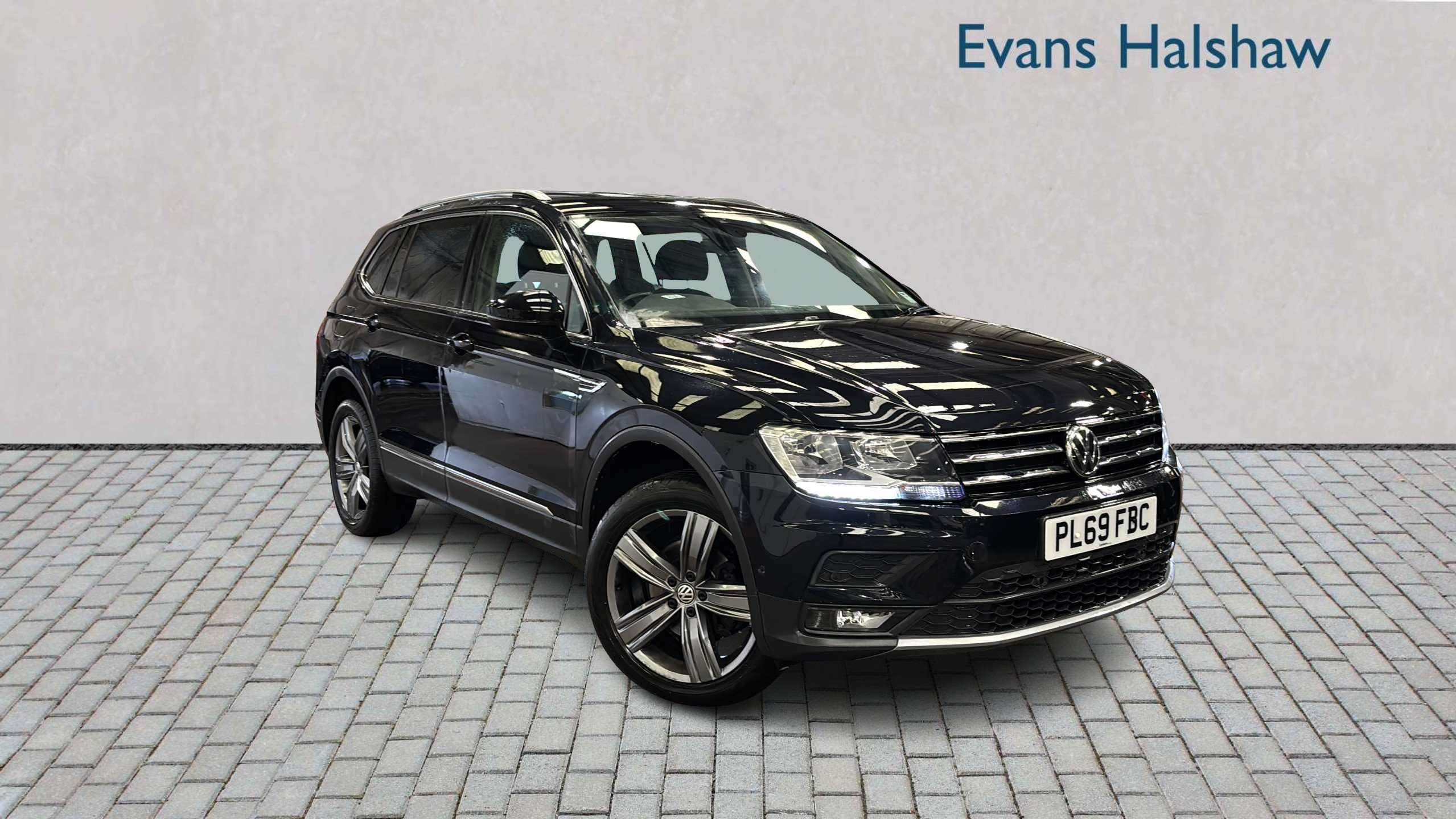 Main listing image - Volkswagen Tiguan Allspace