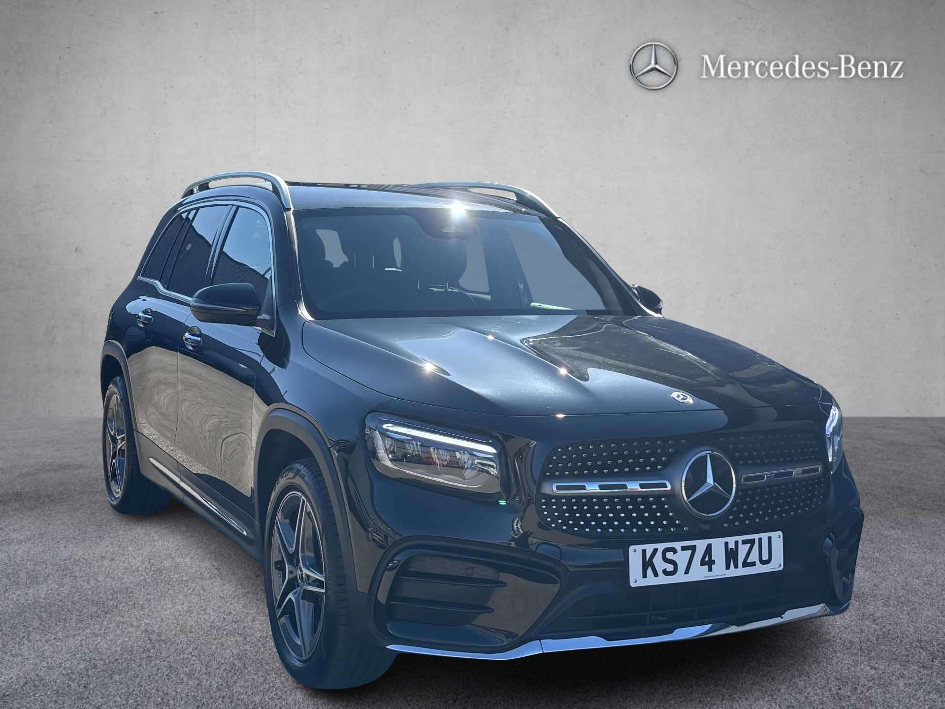 Main listing image - Mercedes-Benz GLB