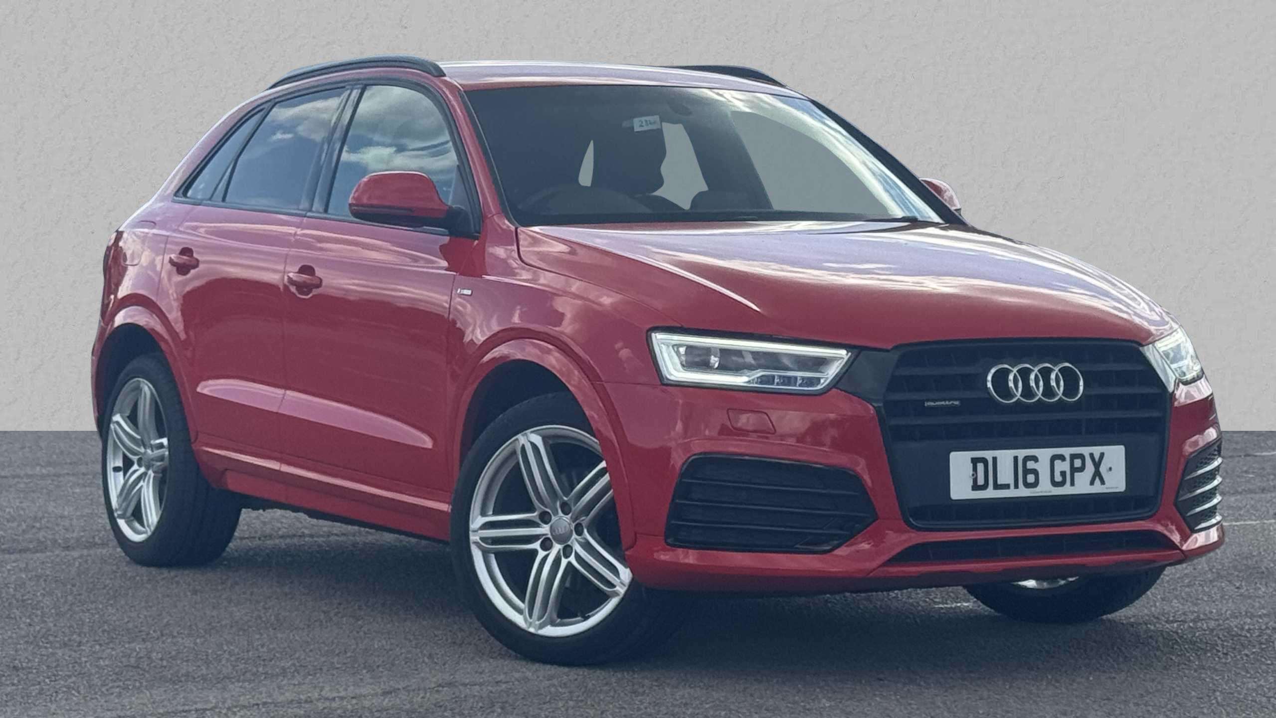 Main listing image - Audi Q3
