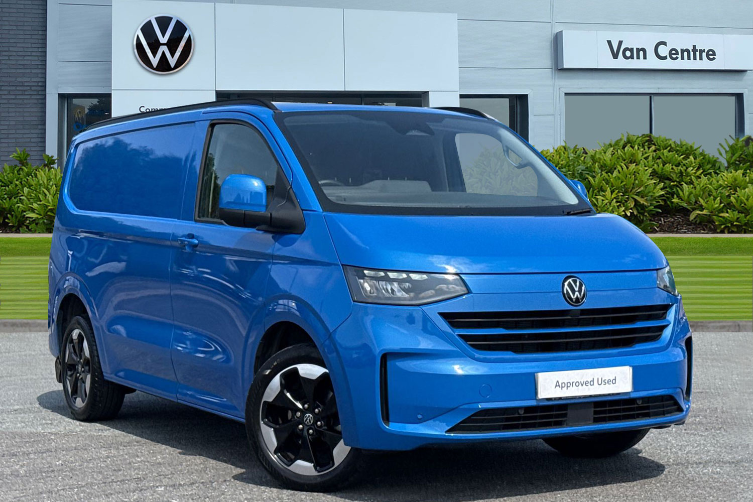 Main listing image - Volkswagen Transporter
